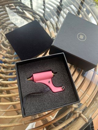 Máquina de tatuar rotativa rosa