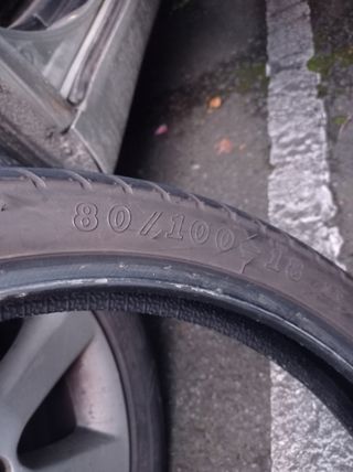 Neumático moto 80/100-18 