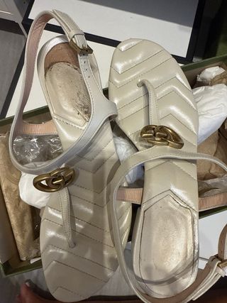 Sandalias Gucci beige talla 39