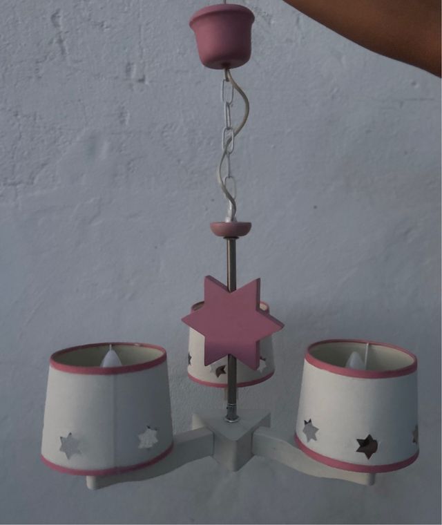 Lámpara infantil estrellas rosa