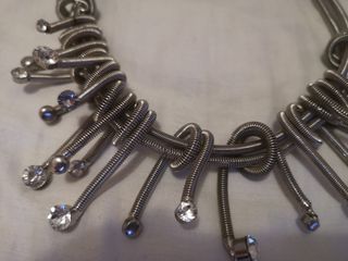 Collar Gargantilla Plateada Elegante