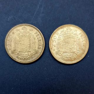 España lote 2 monedas 2,50 pesetas 1953: *54, *56,