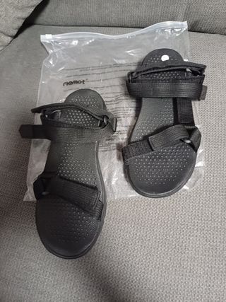 Sandalias riemot - Unisex - Negras