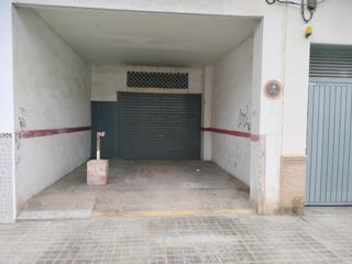 Alquiler plaza garaje.C//Reyes Católicos