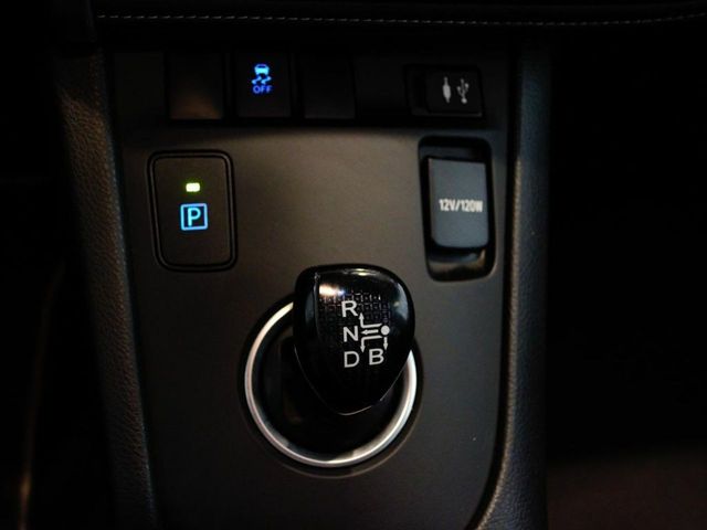 Toyota Auris 1.8 140H Hybrid Advance