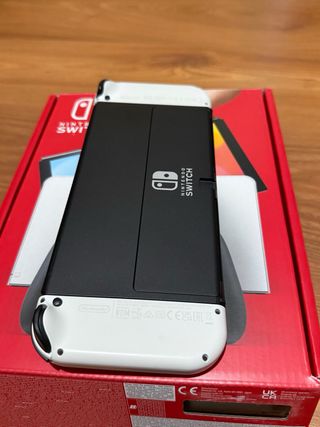 Nintendo Switch + 4 giochi