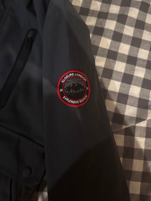 Chaqueta Closure London gris