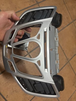 Panel radio Ford Fiesta - 4 piezas