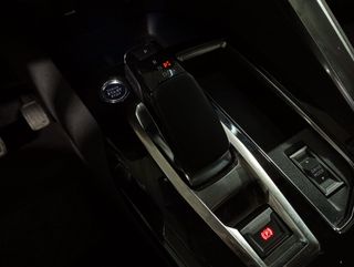 Peugeot 3008 Hybrid 225 Allure