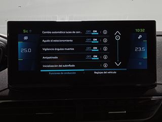 Peugeot 3008 Hybrid 225 Allure