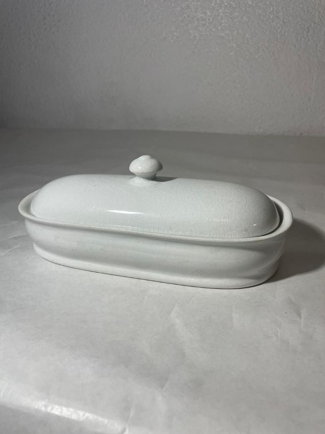 Padella in porcellana bianca