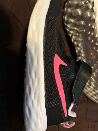 Zapatillas Nike niña talla 26