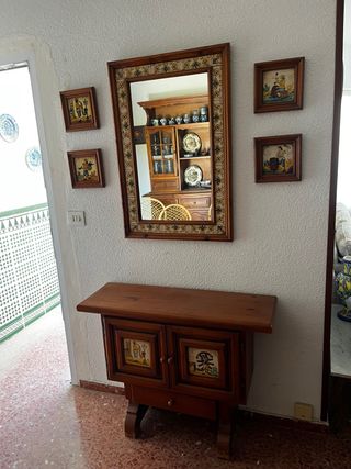 Espejo y mueble madera estilo rústico