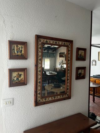 Espejo y mueble madera estilo rústico