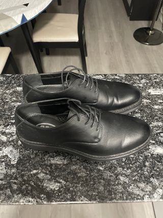 Zapatos negros caballero