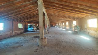 Alquiler nave parking caravanas