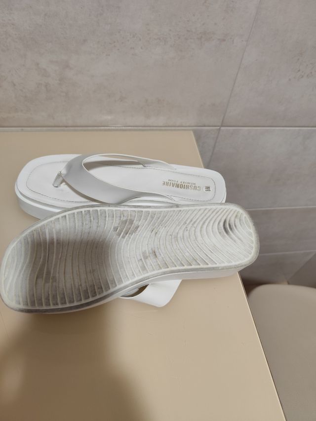 Chanclas Cushionaire memory foan N8'5