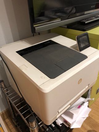 Impresora HP Color LaserJet Pro M252dw