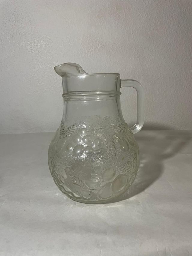 Barattolo vintage in vetro con uva