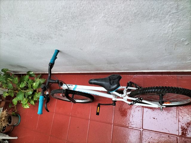 Bicicleta B'Twin infantil