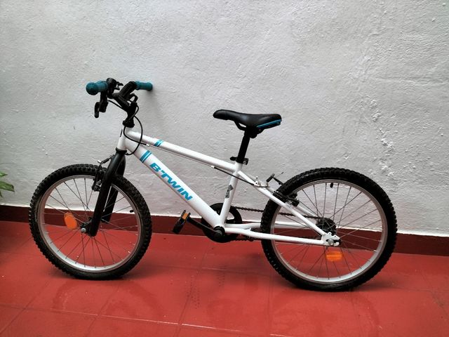 Bicicleta B'Twin infantil