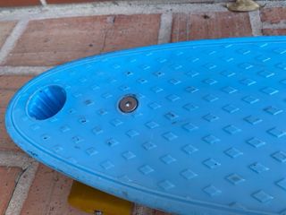 Monopatín azul niño