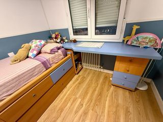Muebles juveniles: 2 camas + armario