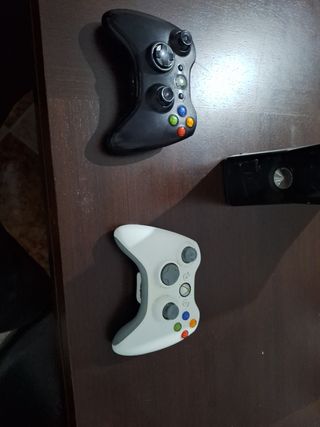 Xbox 360 consola + 2 mandos