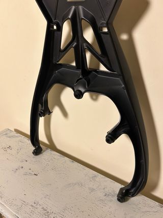 Soporte baúl T-Max 530