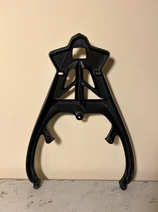 Soporte baúl T-Max 530