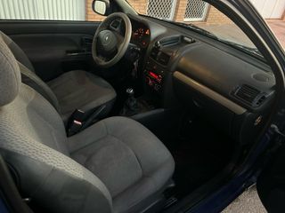 Renault Clio 2005