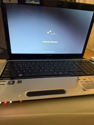 Portátil Toshiba Satellite L750