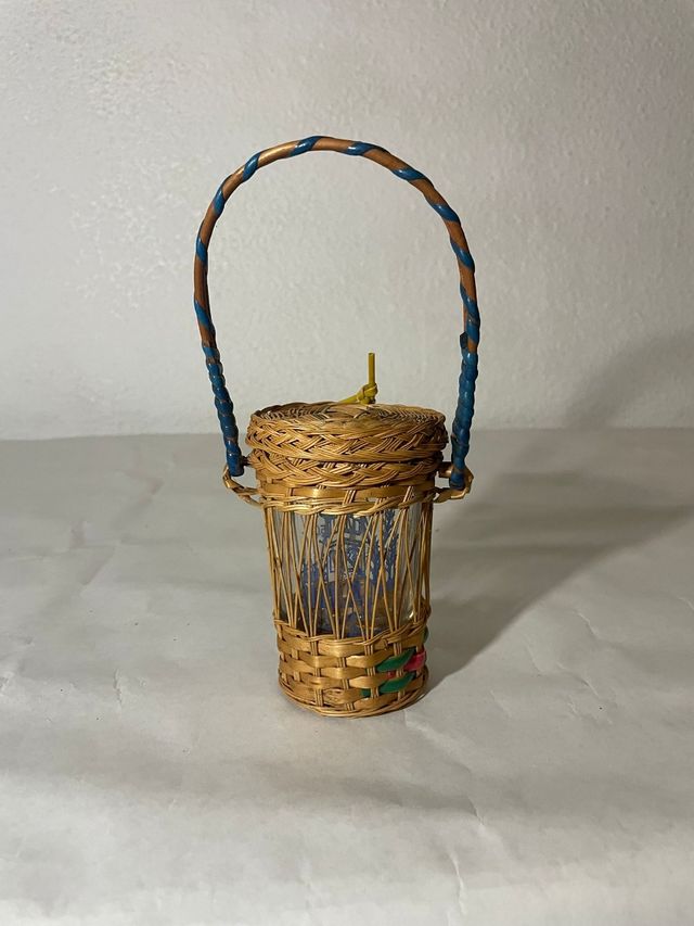 Vaso de vime azul - Decorativo