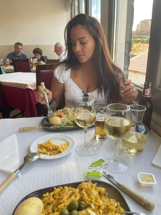 Cuidadora y limpieza 