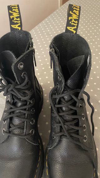 Botas Dr. Martens negras plataforma