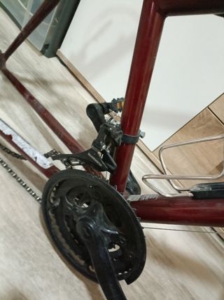Bicicletas montaña la rock rhaider está cuadro,man