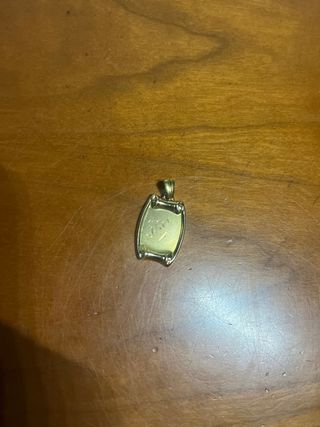 Medalla oro 18k con nombre el nombre Iker