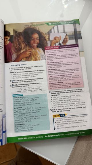 Identity B2. Student book-Workbook-Entry checke...