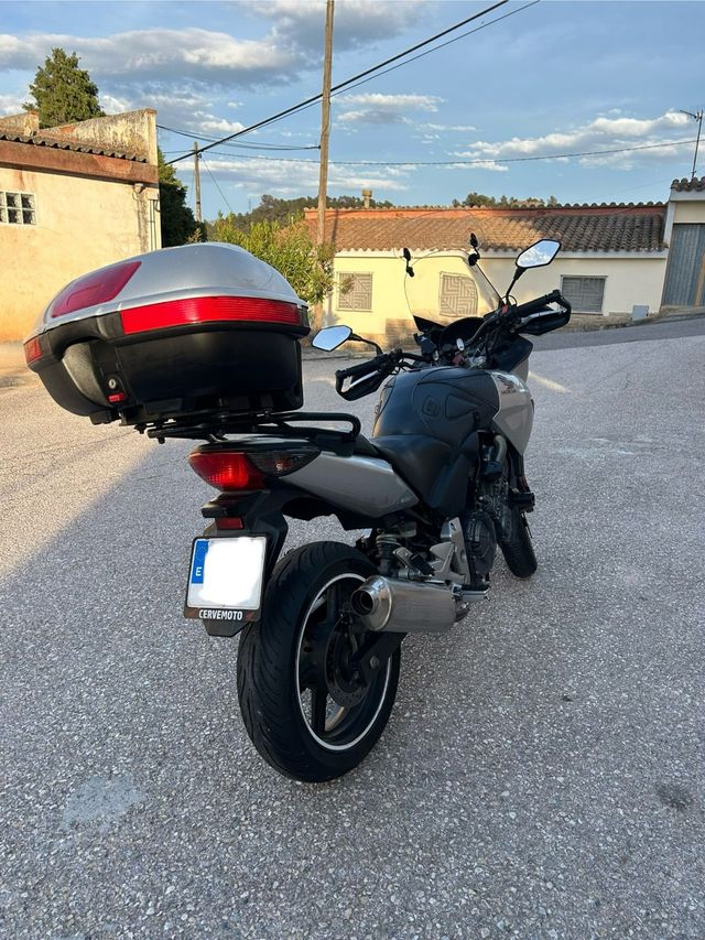 Honda CBF 600S A2 limitada 99200 km