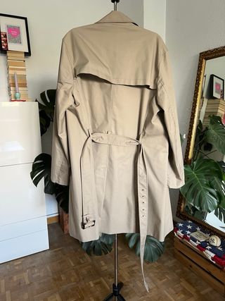 Gabardina beige Zara