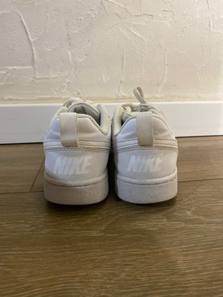Zapatillas Nike blancas