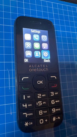 Alcatel 1016D - Telefono cellulare