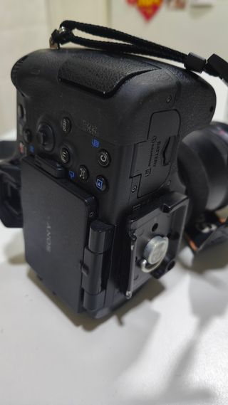 Sony α77 II + Objetivo Zeiss 16-80 y Tokina 11-16