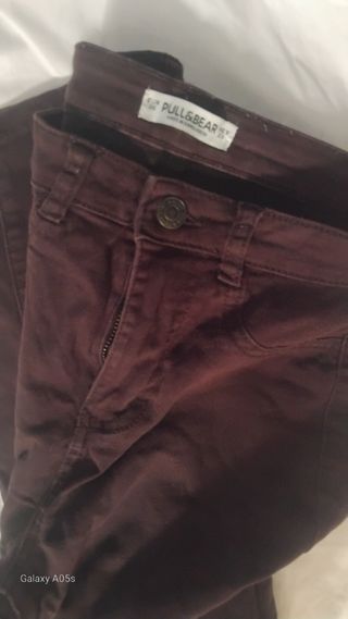 Pantalones beige Pull&Bear, Springfield