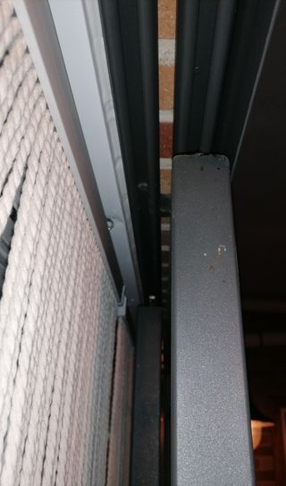 Reja negra forja 2 puertas correderas