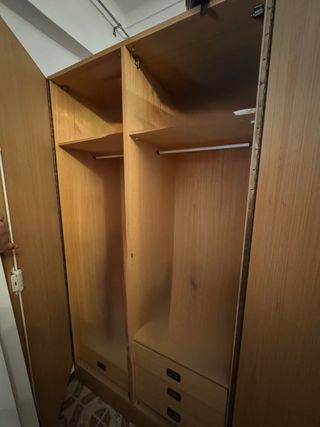 Armario madera 2 puertas