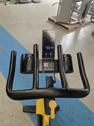 BICI SPINNING TECHNOGYM 