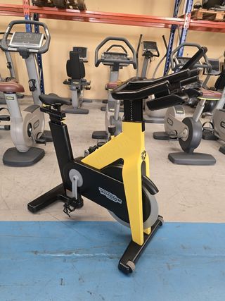 BICI SPINNING TECHNOGYM 