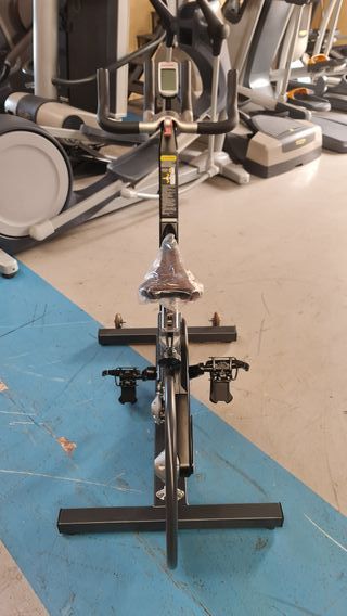 BICI SPINNING TECHNOGYM 