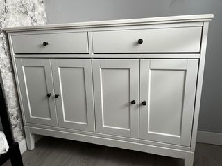 comoda Ikea blanco 4 puertas y dos cajones 
